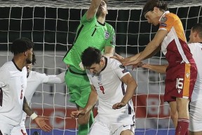 米乐m6-甘冈队在与斯特拉斯堡队的交锋中取胜了吗