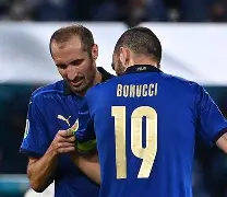 关于尤文图斯客场险胜罗马，继续领跑积分榜的信息