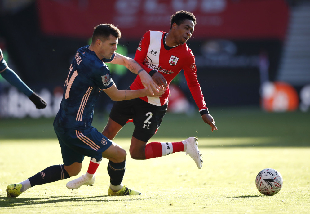 阿森纳主场逼平南安普顿，守住积分保持排名的简单介绍